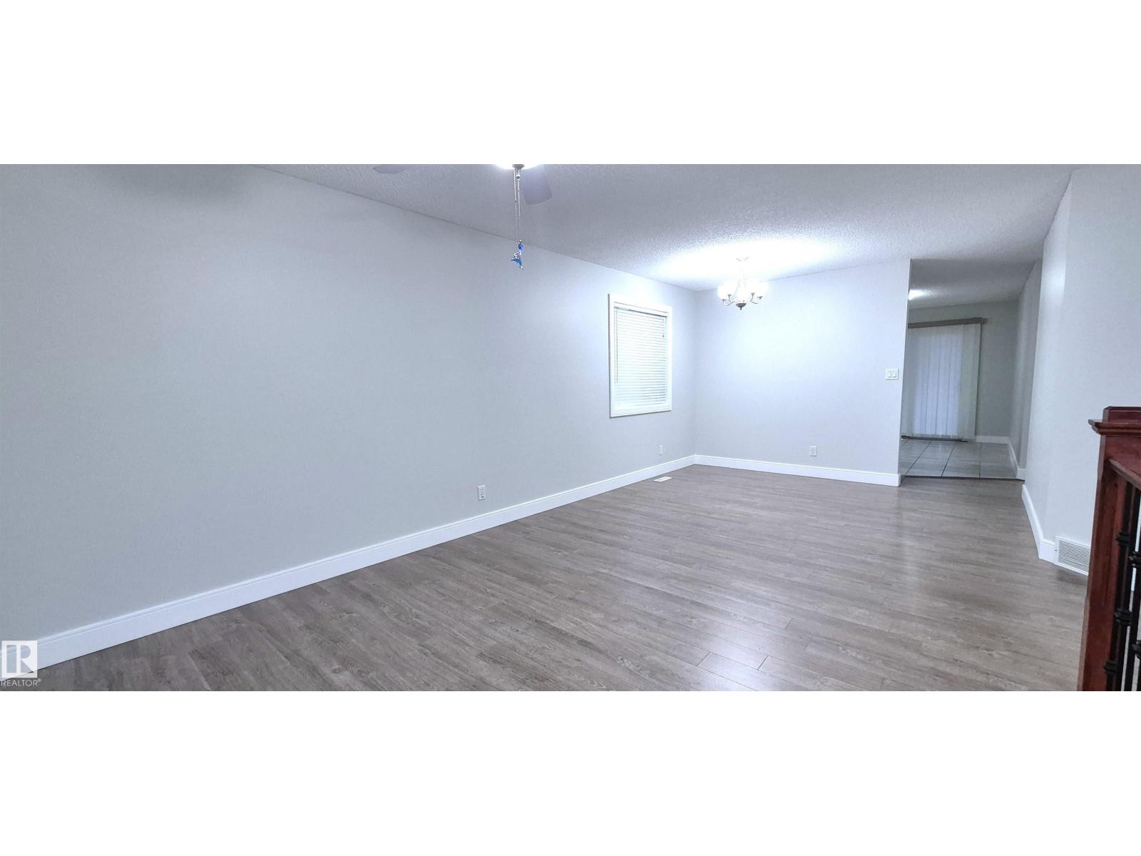 408 Jennings Ba Nw Nw, Edmonton, Alberta  T6L 6R2 - Photo 15 - E4476807