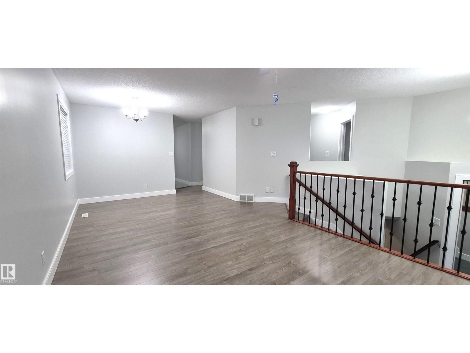 408 Jennings Ba Nw Nw, Edmonton, Alberta  T6L 6R2 - Photo 33 - E4476807