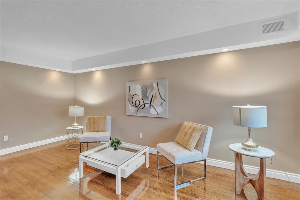 3 620 Jefferson Avenue, Winnipeg, Manitoba  R2V 0P2 - Photo 3 - 202604360