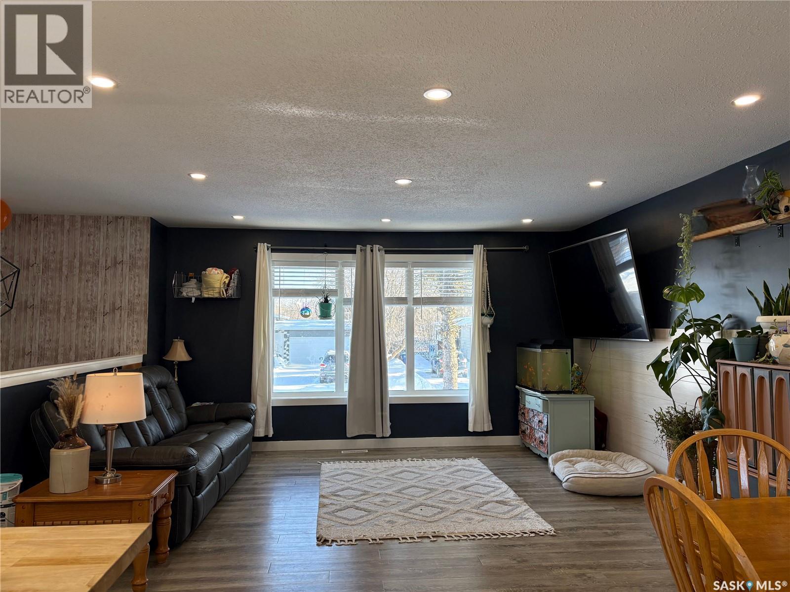 109 5th Street, Humboldt, Saskatchewan  S0K 2A0 - Photo 6 - SK027292