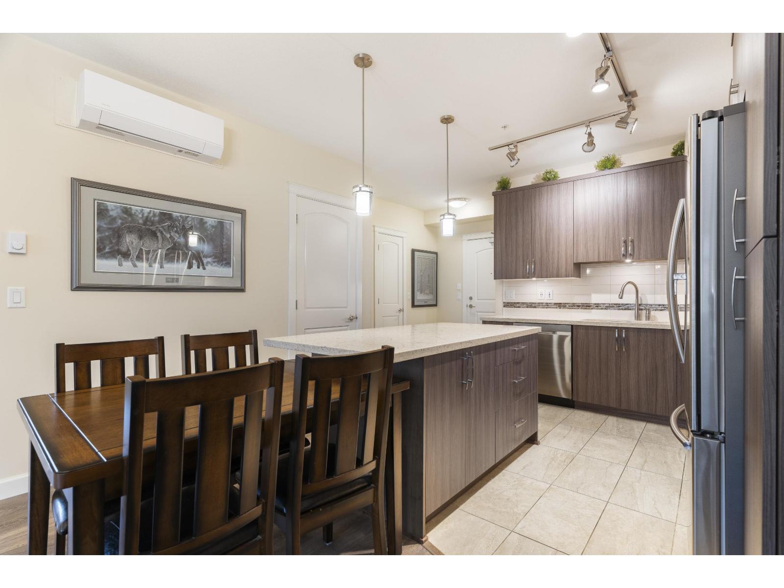 B422 20716 Willoughby Town Centre Drive, Langley, British Columbia  V2Y 3J8 - Photo 5 - R3098576