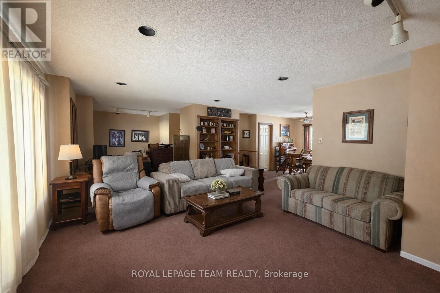 1855 Old Barry's Bay Road S, Madawaska Valley, Ontario  K0B 1K0 - Photo 14 - X12869150