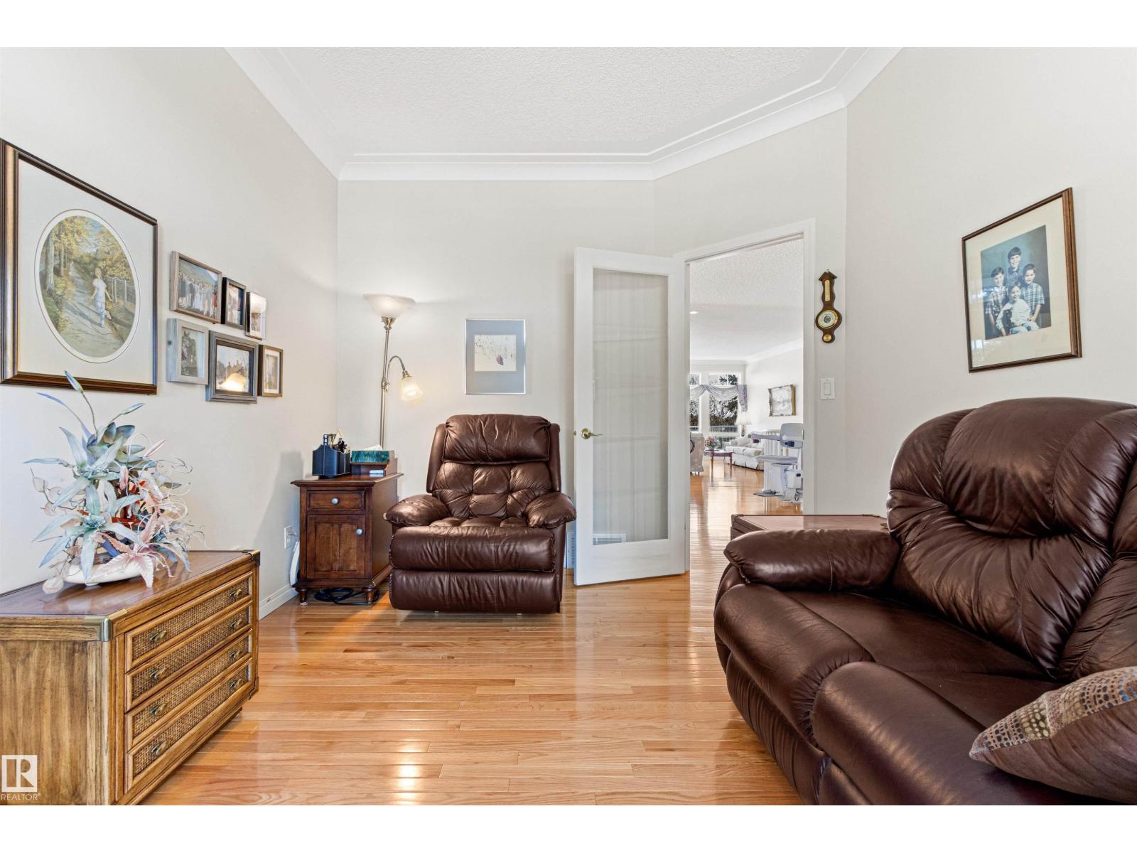 9 Butterworth Pt Nw, Edmonton, Alberta  T6R 2S3 - Photo 18 - E4476685