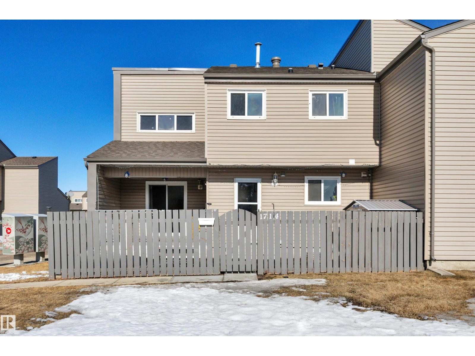 1714 Lakewood Rd S Nw, Edmonton, Alberta  T6K 3H5 - Photo 3 - E4476809
