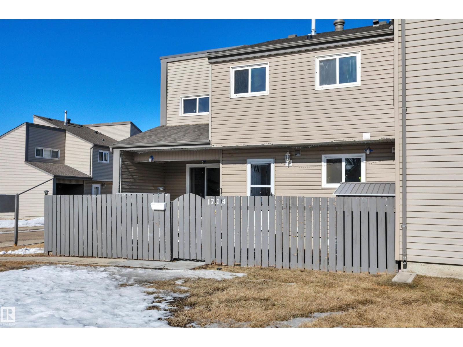 1714 Lakewood Rd S Nw, Edmonton, Alberta  T6K 3H5 - Photo 4 - E4476809