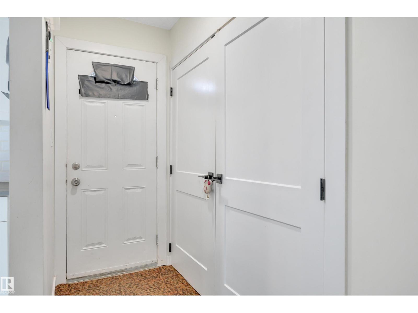 1714 Lakewood Rd S Nw, Edmonton, Alberta  T6K 3H5 - Photo 7 - E4476809