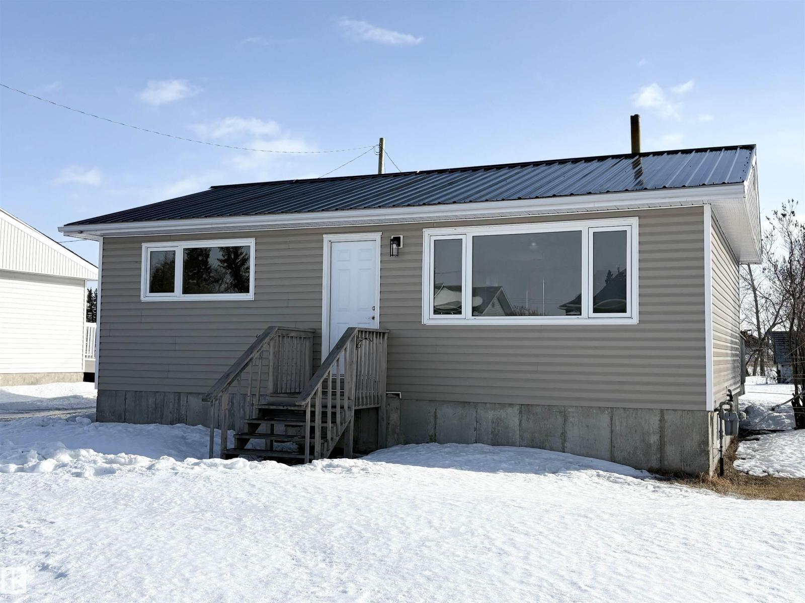 5010 48 AV, fort kent, Alberta