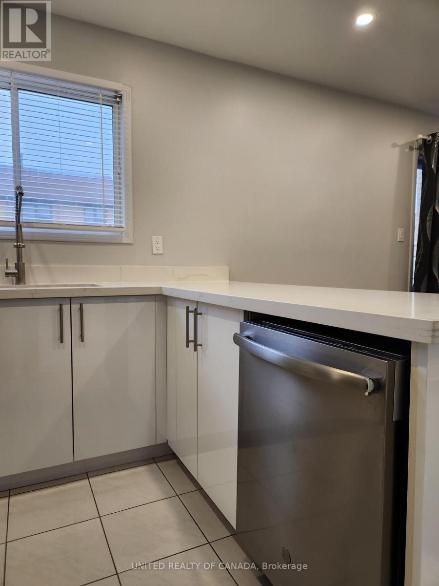 110 Dunoon Drive, Vaughan, Ontario  L6A 1Z2 - Photo 29 - N12869170