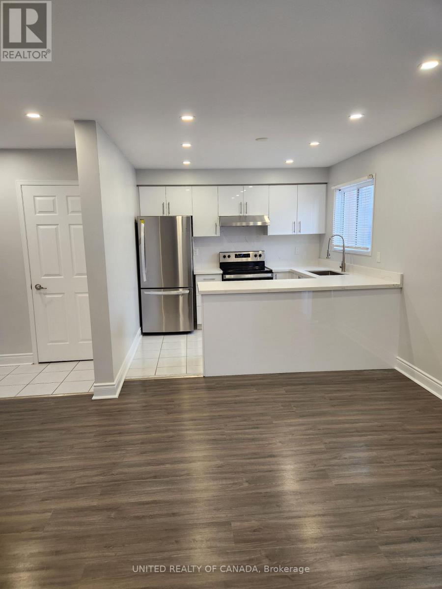 110 Dunoon Drive, Vaughan, Ontario  L6A 1Z2 - Photo 6 - N12869170