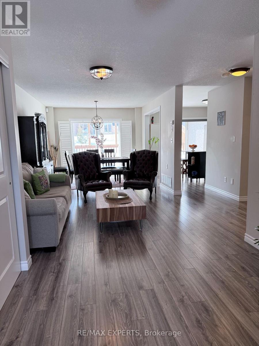 2166 Nevils Street, Innisfil, Ontario  L9S 0C9 - Photo 9 - N12811410