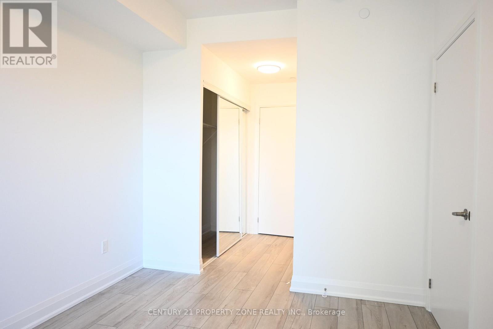 501 - 1035 Southdown Road, Mississauga, Ontario  L5J 0A2 - Photo 16 - W12817308