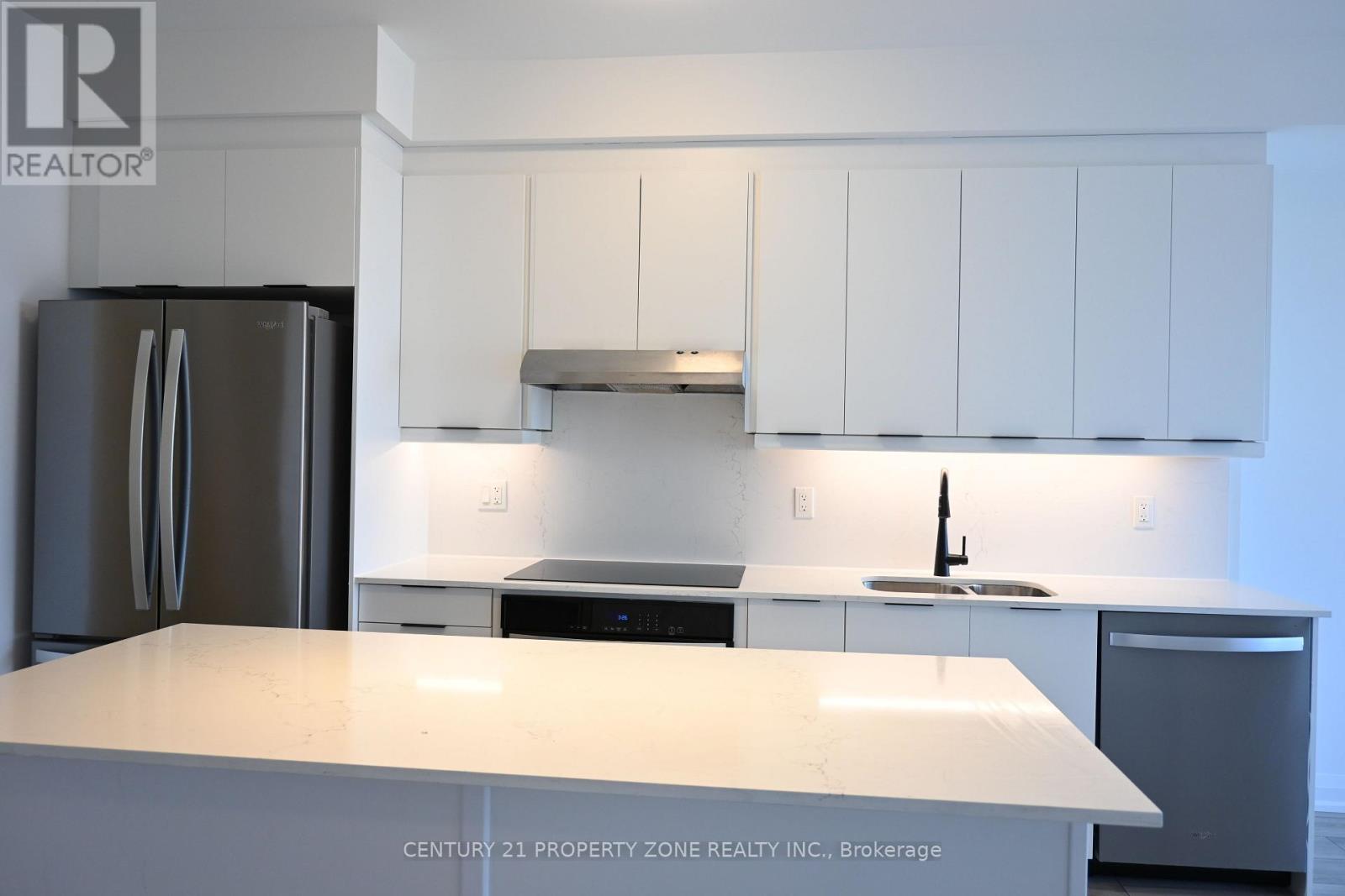 501 - 1035 Southdown Road, Mississauga, Ontario  L5J 0A2 - Photo 7 - W12817308