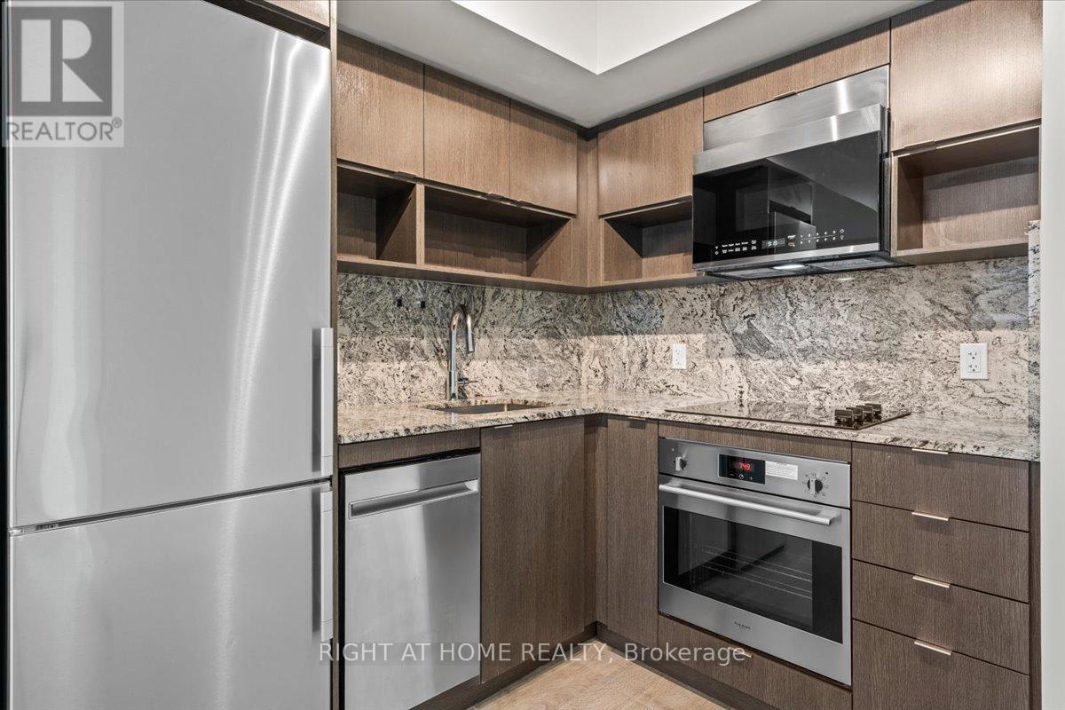 521 - 9 Mabelle Avenue, Toronto, Ontario  M9A 4X7 - Photo 12 - W12869148