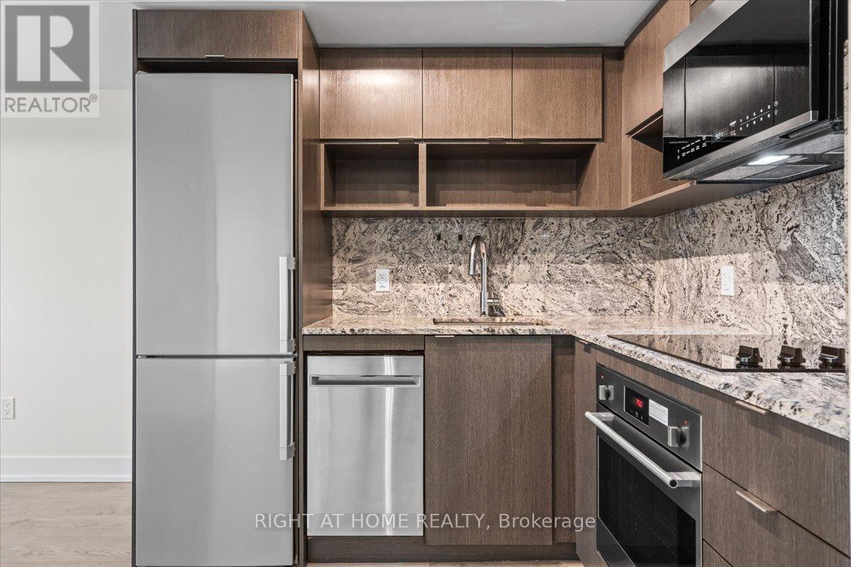 521 - 9 Mabelle Avenue, Toronto, Ontario  M9A 4X7 - Photo 14 - W12869148