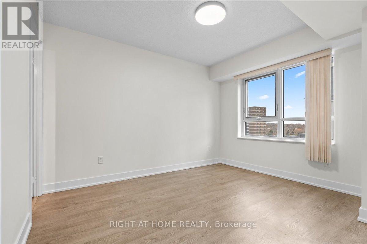 521 - 9 Mabelle Avenue, Toronto, Ontario  M9A 4X7 - Photo 4 - W12869148