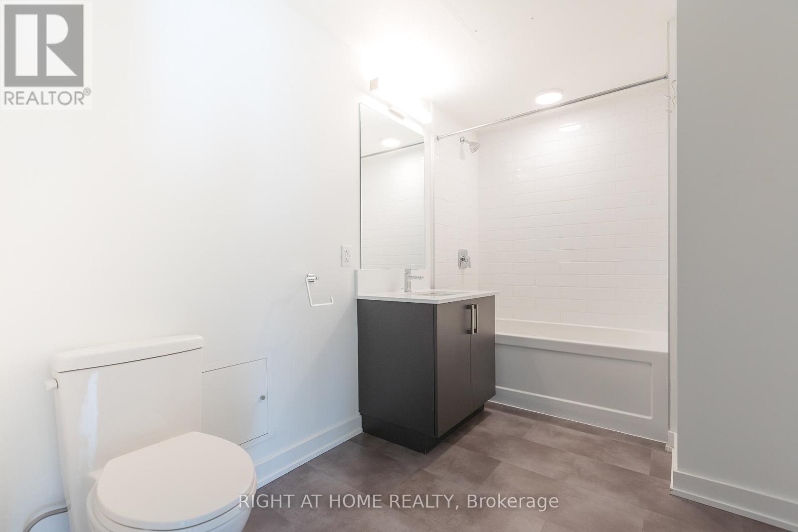 405 - 7 Fairbank Avenue W, Toronto, Ontario  M6E 3Y5 - Photo 14 - W12869152