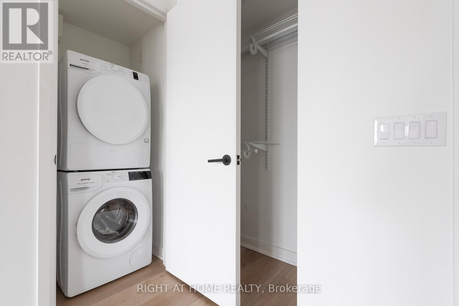 405 - 7 Fairbank Avenue W, Toronto, Ontario  M6E 3Y5 - Photo 18 - W12869152