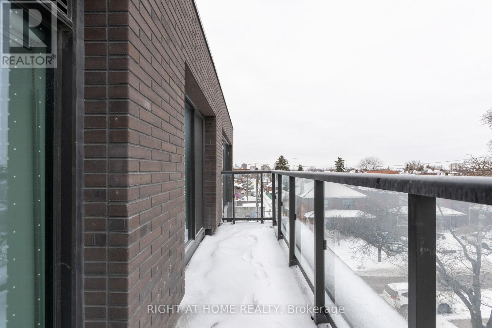 405 - 7 Fairbank Avenue W, Toronto, Ontario  M6E 3Y5 - Photo 19 - W12869152