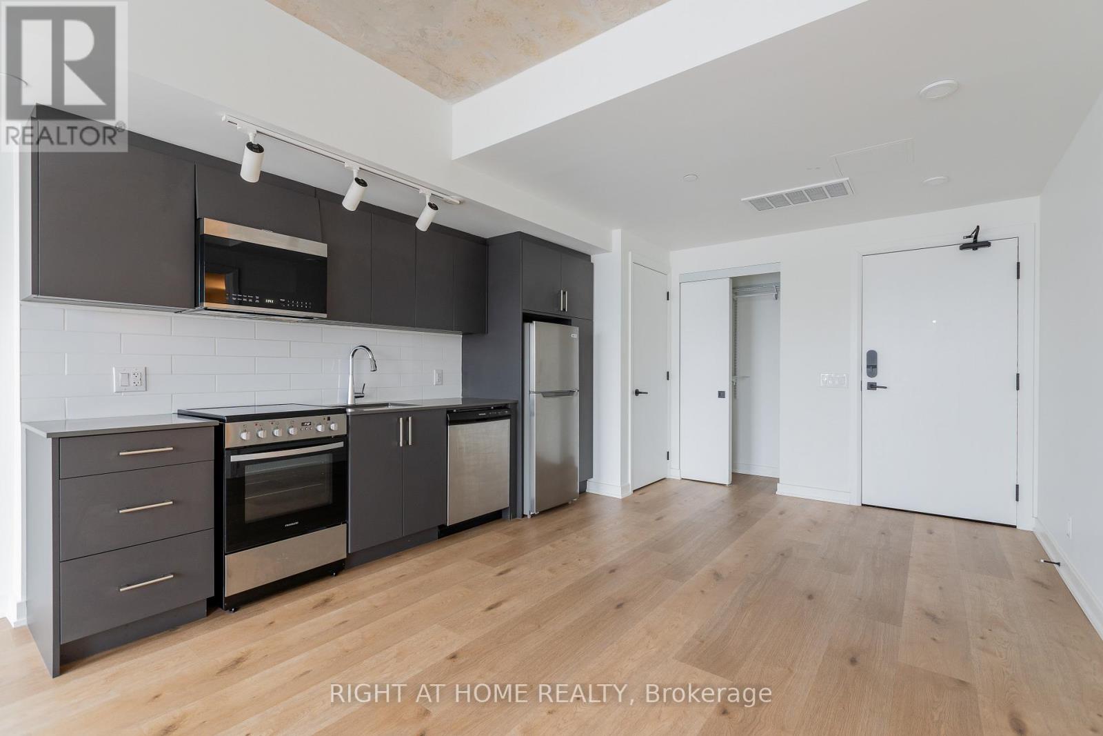 405 - 7 Fairbank Avenue W, Toronto, Ontario  M6E 3Y5 - Photo 27 - W12869152