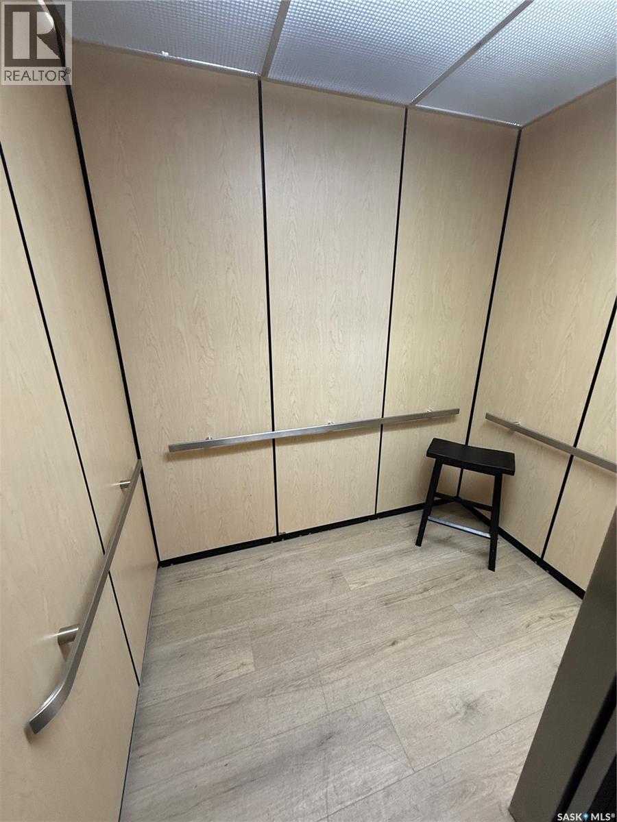 205 445 Government Road, Weyburn, Saskatchewan  S4H 0P5 - Photo 18 - SK030050