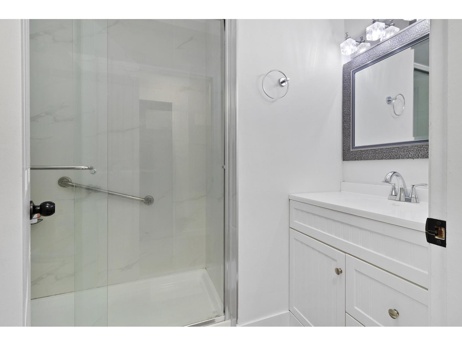 31021 Creekside Drive, Abbotsford, British Columbia  V2T 5J9 - Photo 27 - R3098285