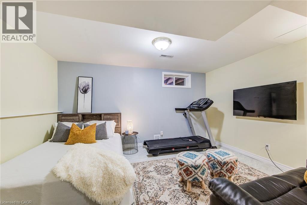 84 Endeavour Drive, Cambridge, Ontario  N3C 4C2 - Photo 36 - 40808124