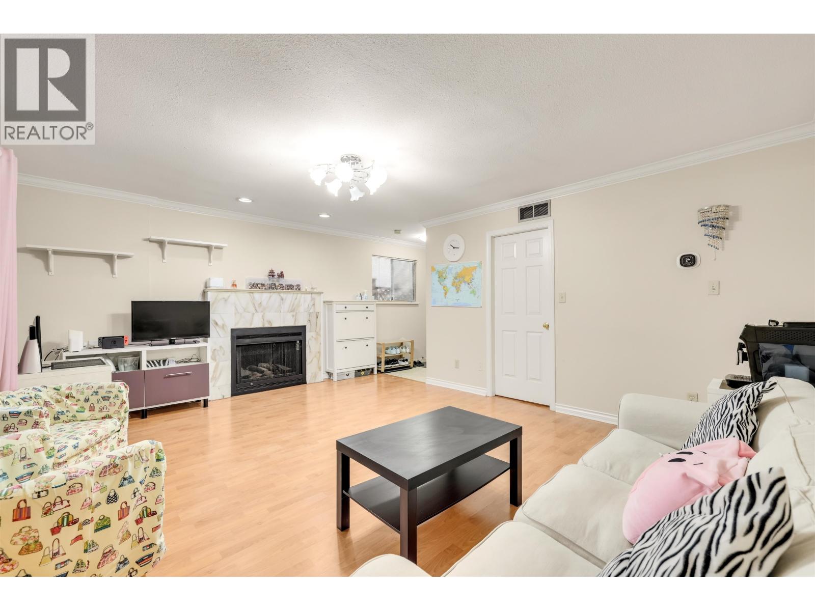 819 W 70th Avenue, Vancouver, British Columbia  V6P 2X5 - Photo 4 - R3098453