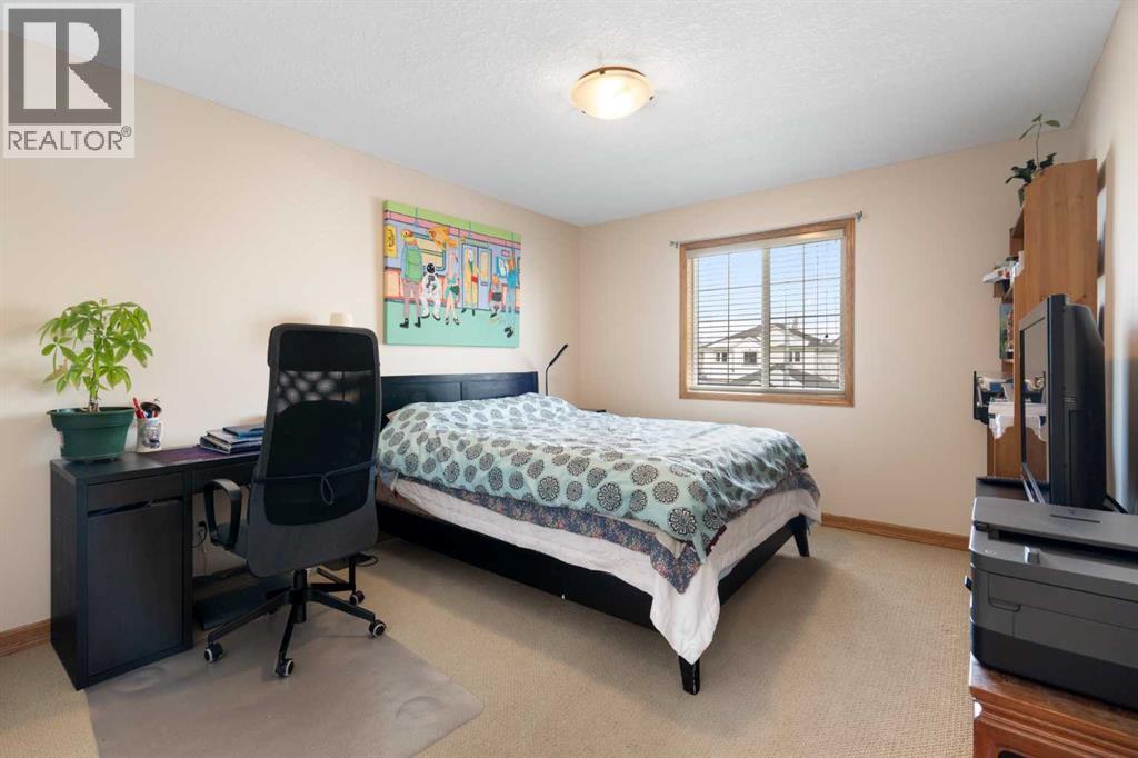 64 Woodside Park Nw, Airdrie, Alberta  T4B 2J9 - Photo 22 - A2289750