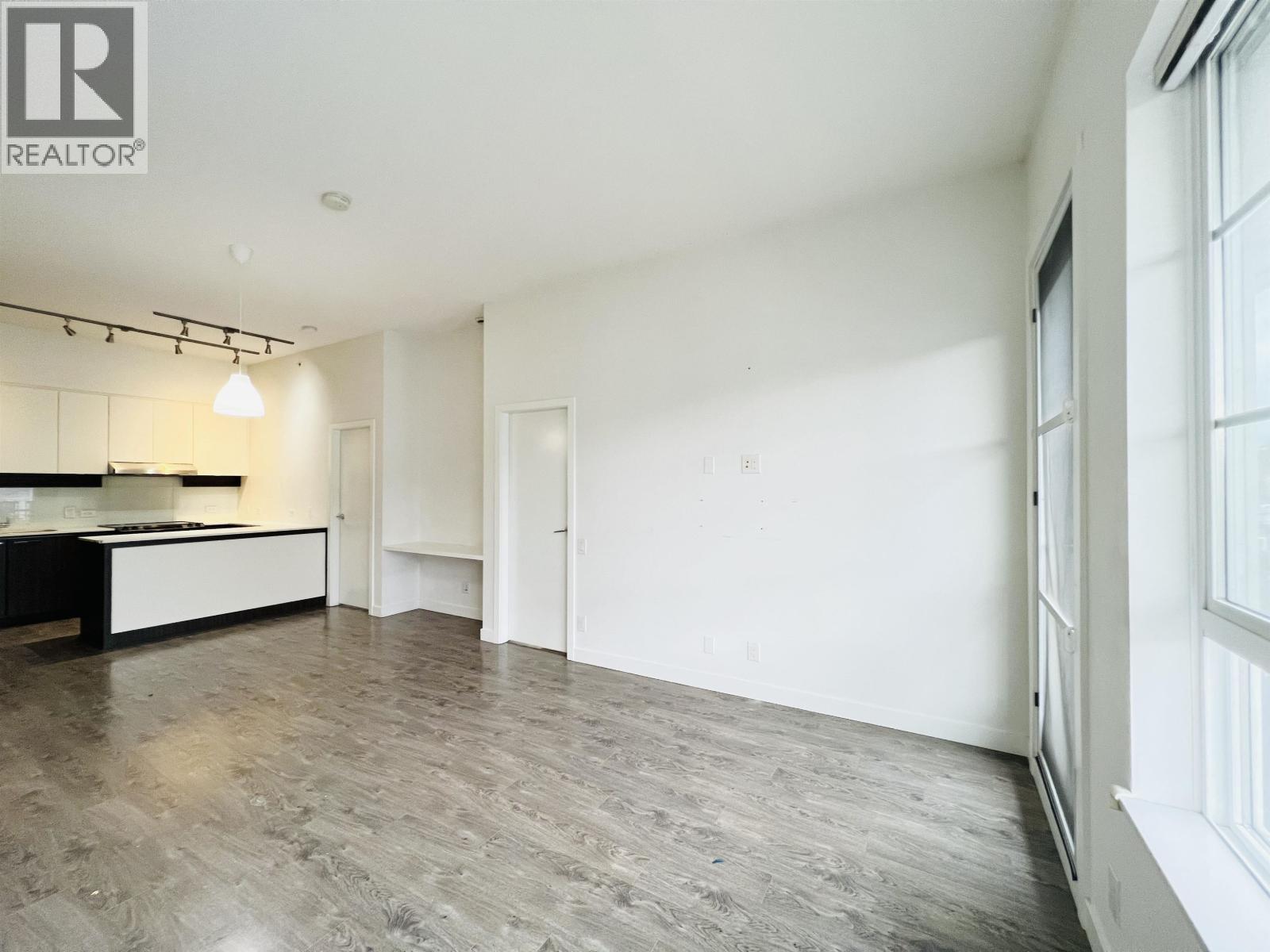 409 545 Foster Avenue, Coquitlam, British Columbia  V3J 0B3 - Photo 9 - R3098586