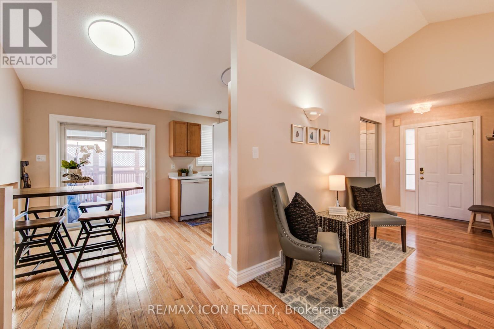 84 Endeavour Drive, Cambridge, Ontario  N3C 4C2 - Photo 11 - X12826978