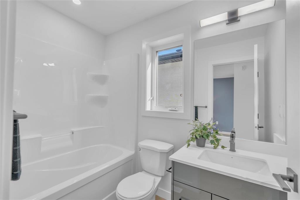 474 Ferry Road, Winnipeg, Manitoba  R3J 1W6 - Photo 19 - 202604298