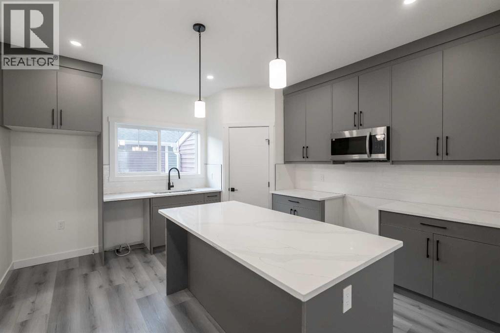 55 Baysprings Terrace Sw, Airdrie, Alberta  T4B 4A7 - Photo 7 - A2266129