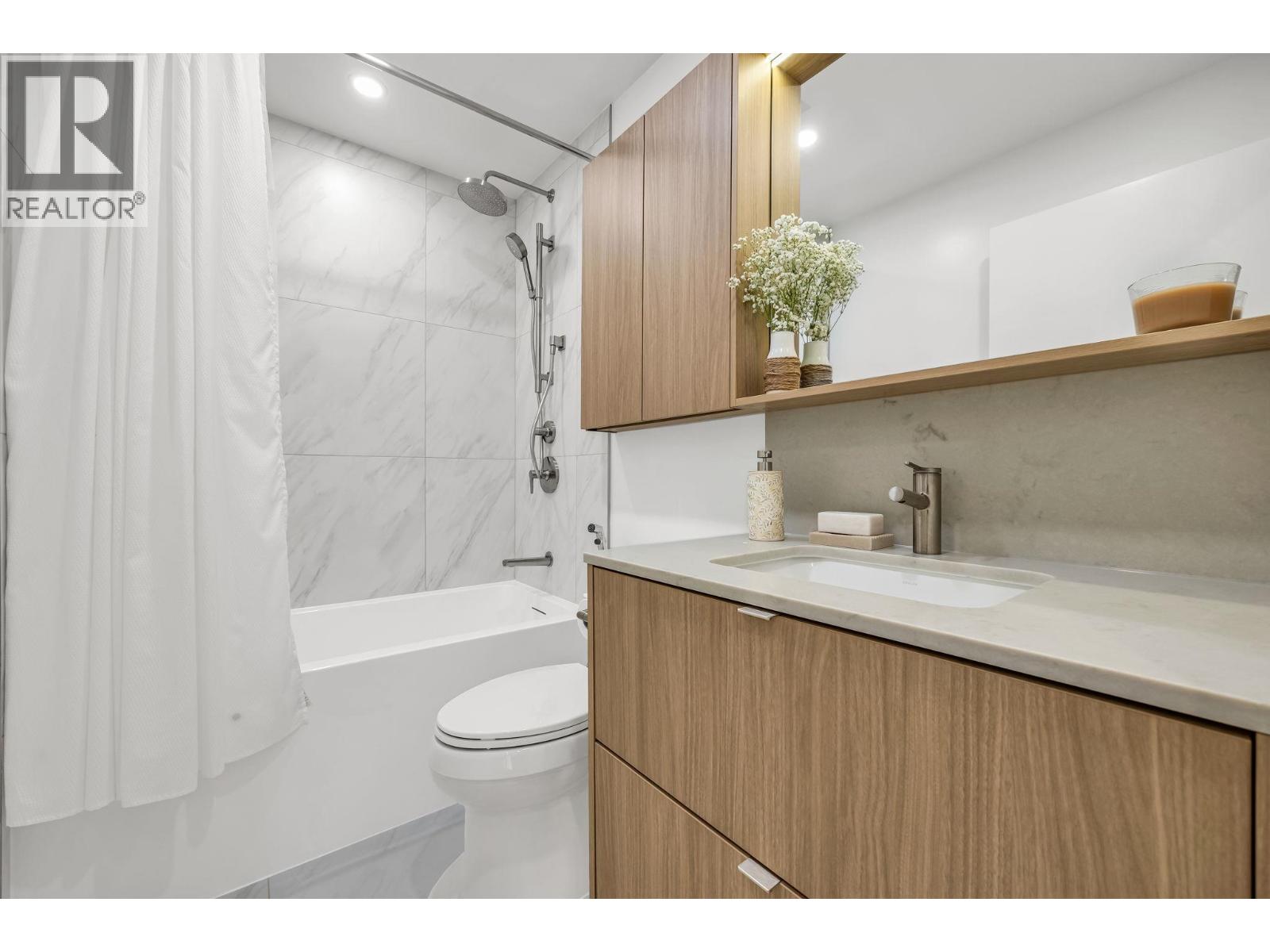 1705 626 Claremont Street, Coquitlam, British Columbia  V3J 0T1 - Photo 15 - R3098045