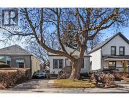 29 WEXFORD Avenue N, Hamilton, Ontario