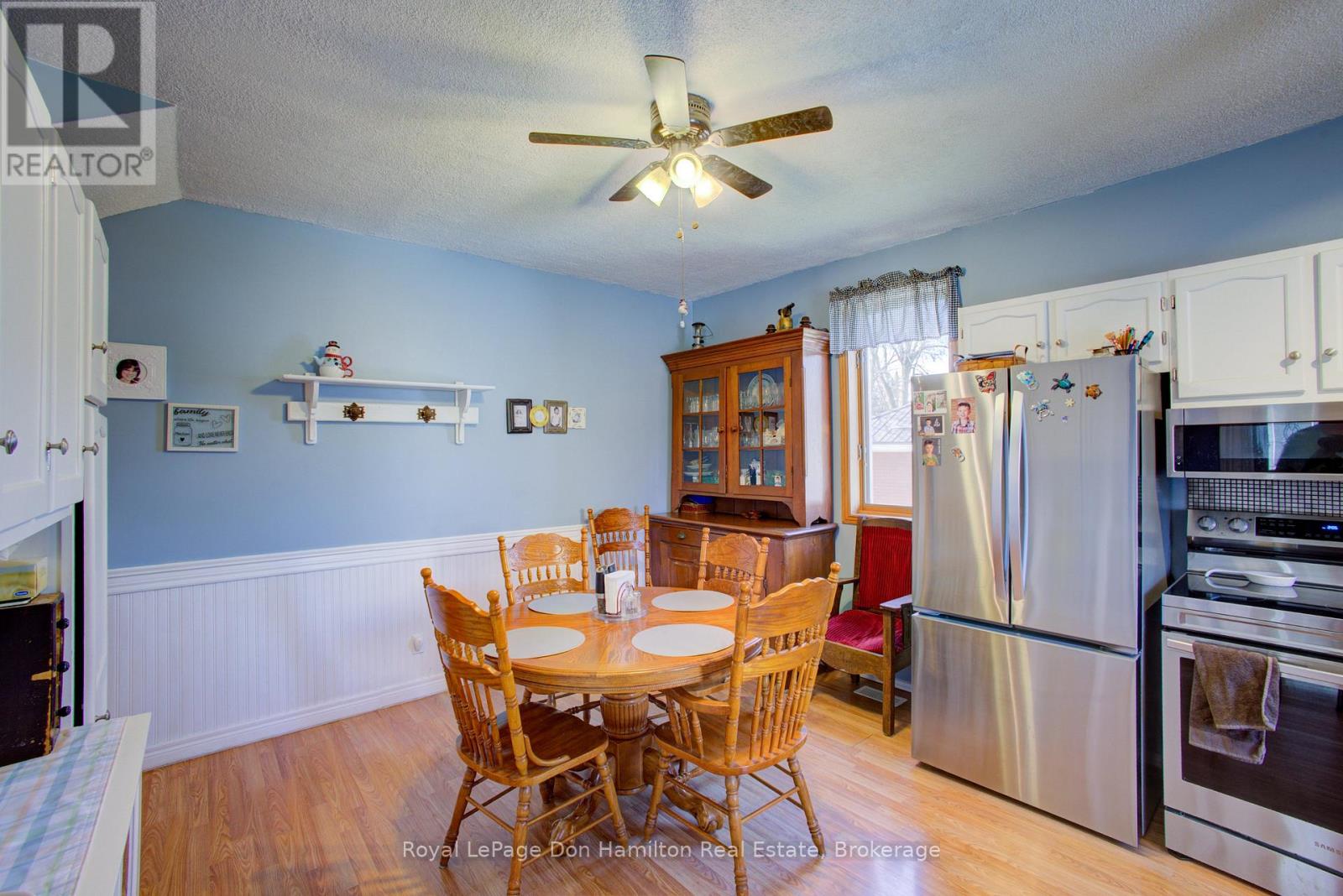 122 King Street, North Perth, Ontario  N0G 1B0 - Photo 11 - X12869212