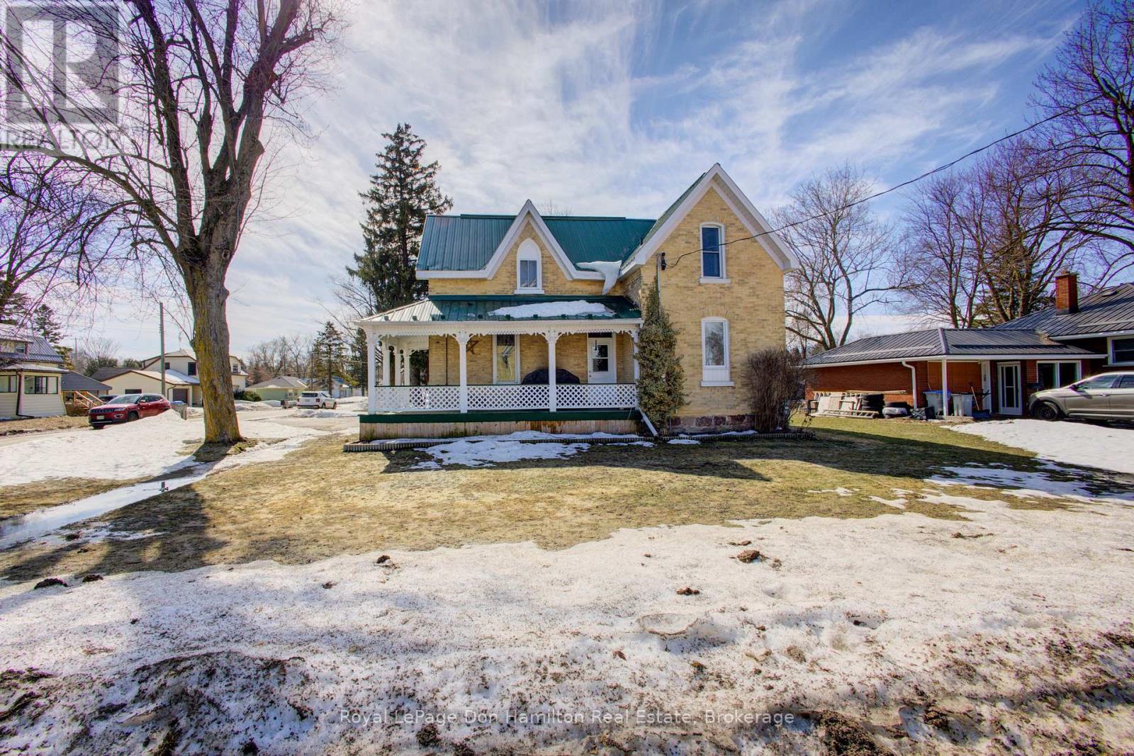 122 King Street, North Perth, Ontario  N0G 1B0 - Photo 3 - X12869212