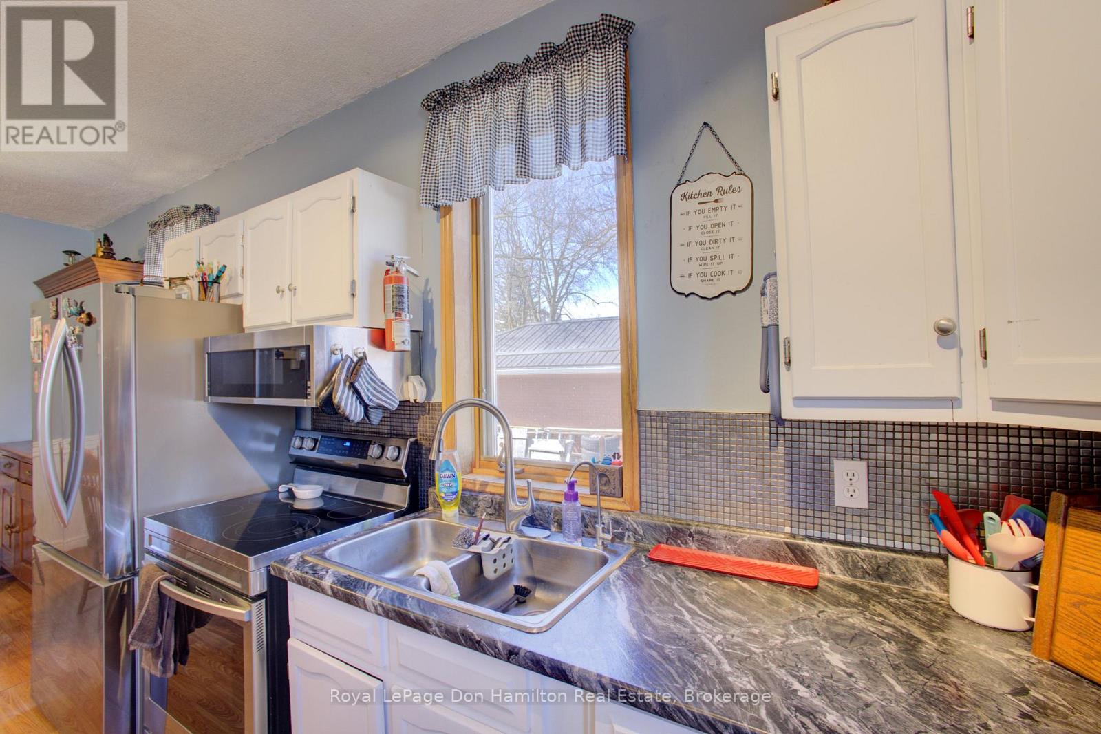 122 King Street, North Perth, Ontario  N0G 1B0 - Photo 32 - X12869212