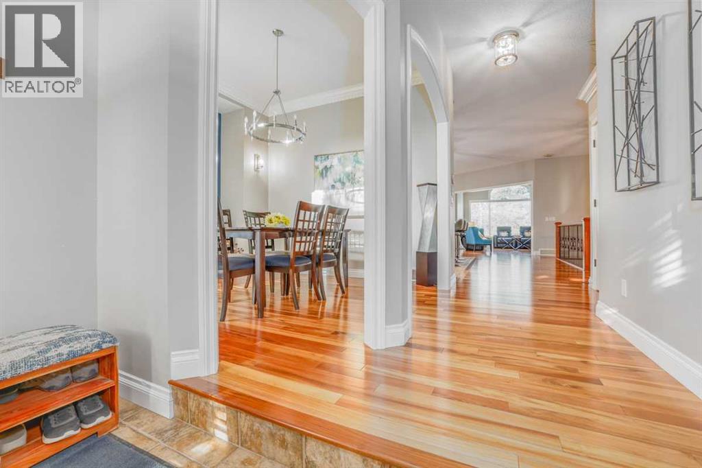 462 Crystal Green Manor, Okotoks, Alberta  T1S 0A3 - Photo 3 - A2291434