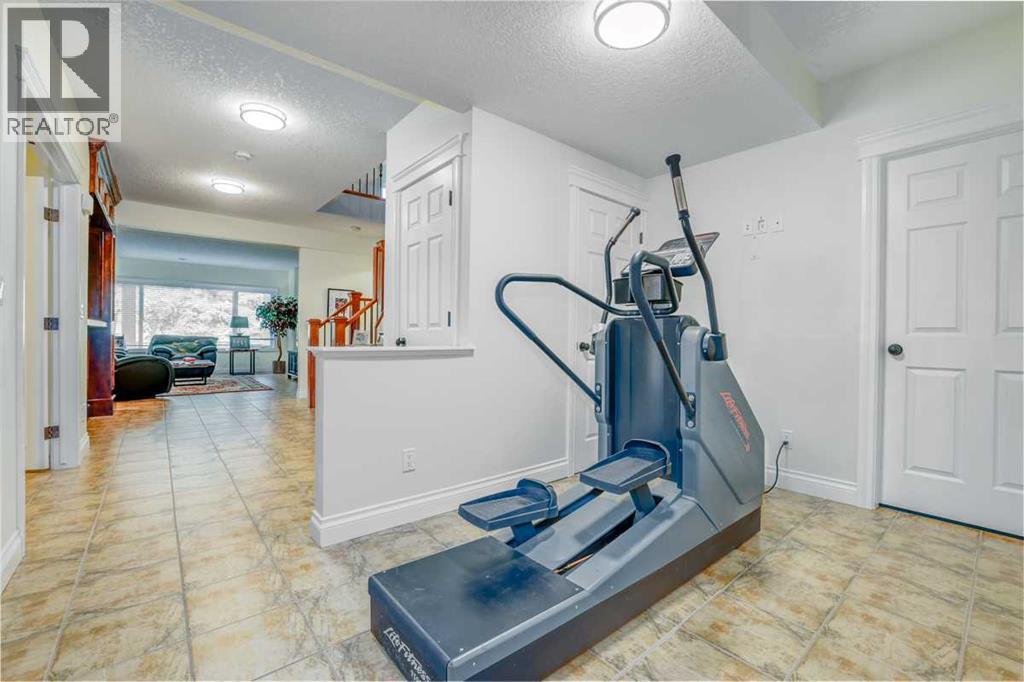 462 Crystal Green Manor, Okotoks, Alberta  T1S 0A3 - Photo 28 - A2291434