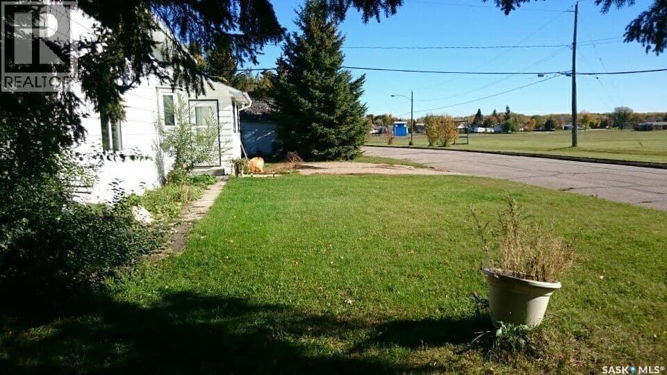 202 1st Avenue Nw, Preeceville, Saskatchewan  S0A 3B0 - Photo 34 - SK030155