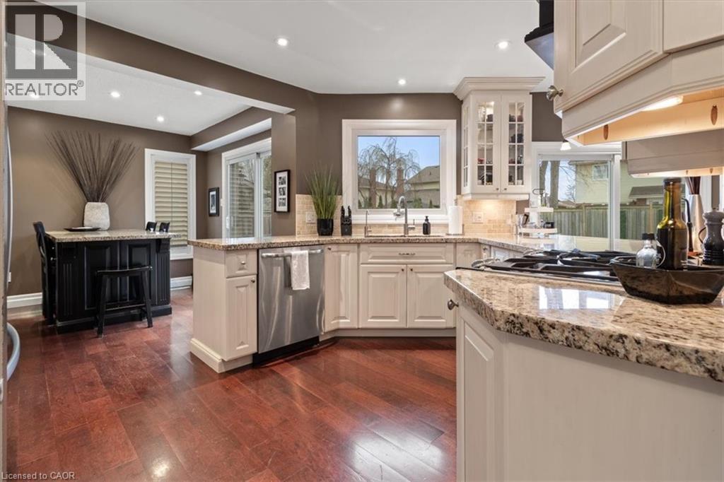 3182 Tania Crescent, Burlington, Ontario  L7M 3M7 - Photo 8 - 40797776