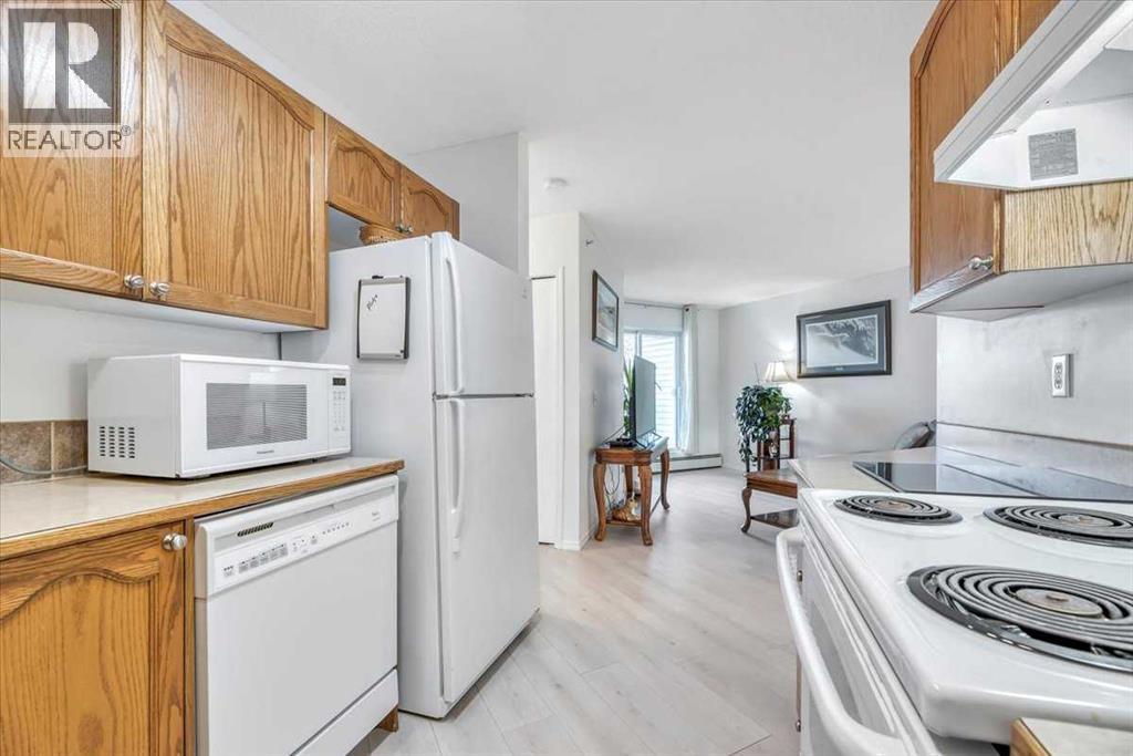 308, 11 Somervale View Sw, Calgary, Alberta  T2Y 4A9 - Photo 10 - A2261939