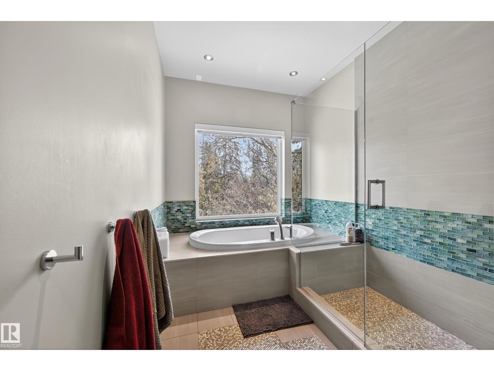 14374 Park Dr Nw, Edmonton, Alberta  T5R 5V2 - Photo 39 - E4476608