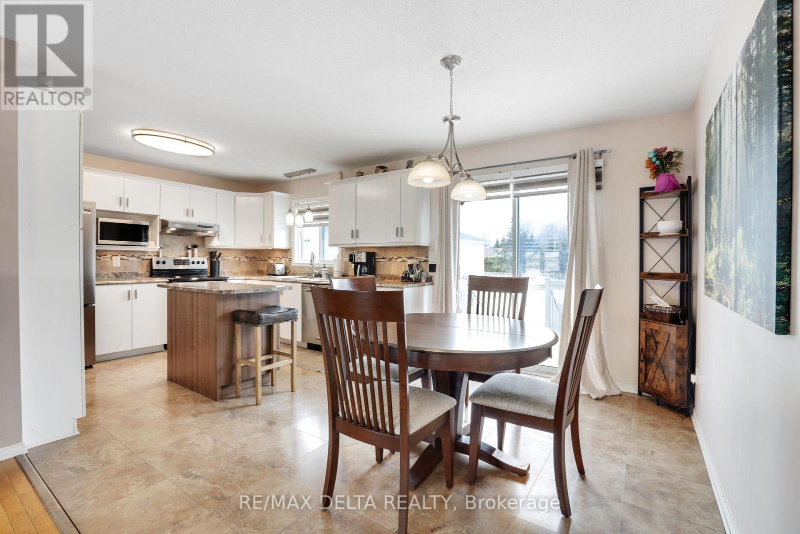 2031 Devine Road, Ottawa, Ontario  K0A 3H0 - Photo 8 - X12869296