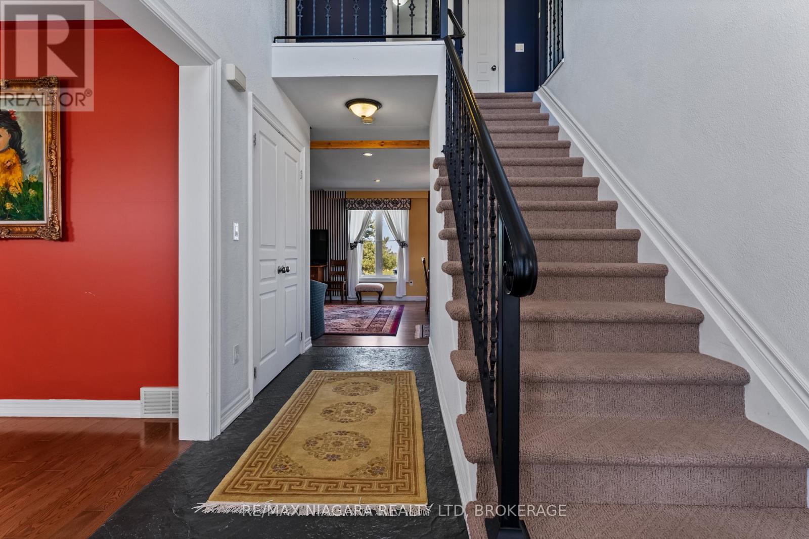 374 Niagara Stone Road, Niagara-On-The-Lake, Ontario  L0S 1J0 - Photo 6 - X12869264