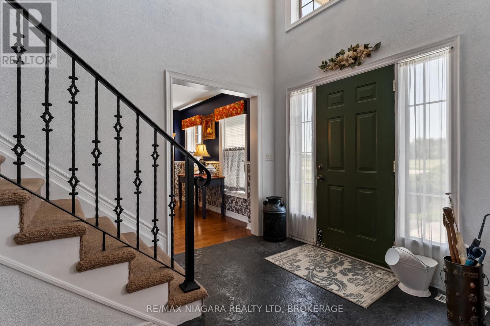 374 Niagara Stone Road, Niagara-On-The-Lake, Ontario  L0S 1J0 - Photo 7 - X12869264