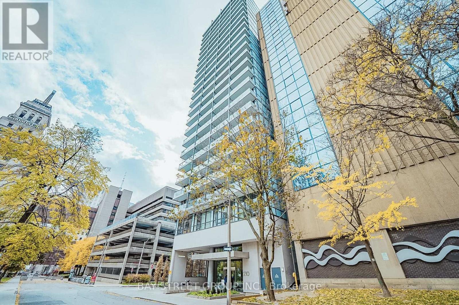 2111 - 210 SIMCOE STREET, Toronto, Ontario
