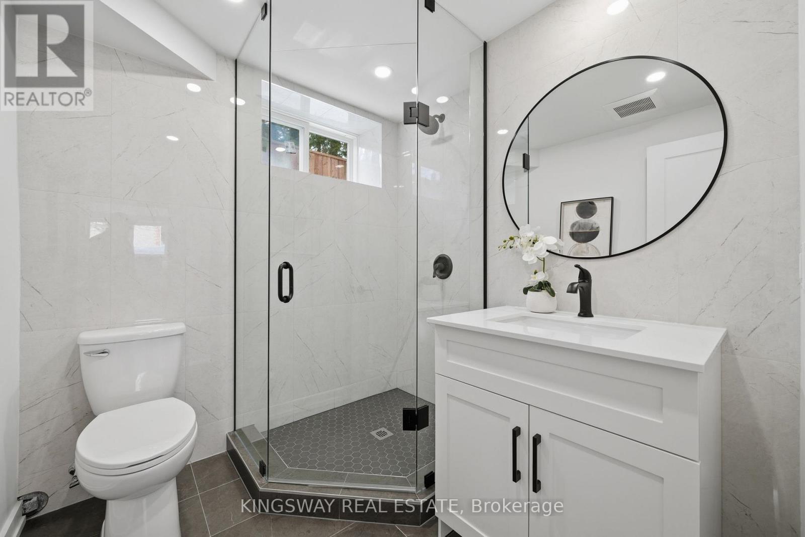 3 Reuben Street, Aurora, Ontario  L4G 2M1 - Photo 22 - N12869244