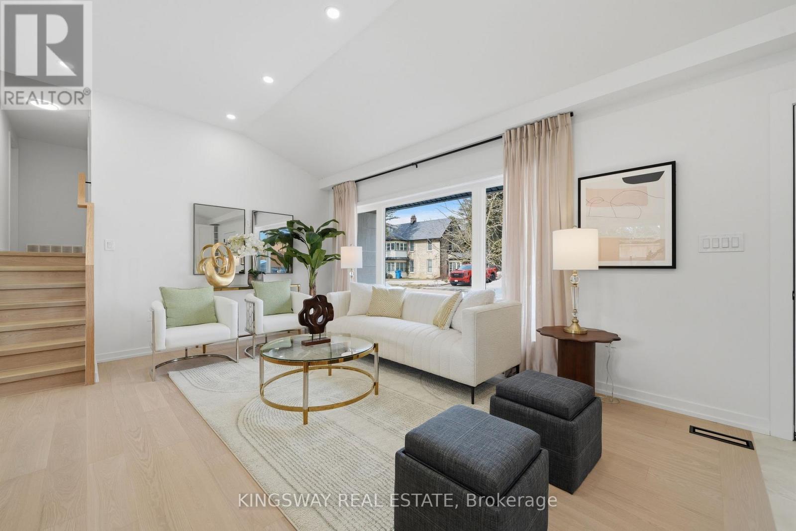 3 Reuben Street, Aurora, Ontario  L4G 2M1 - Photo 3 - N12869244