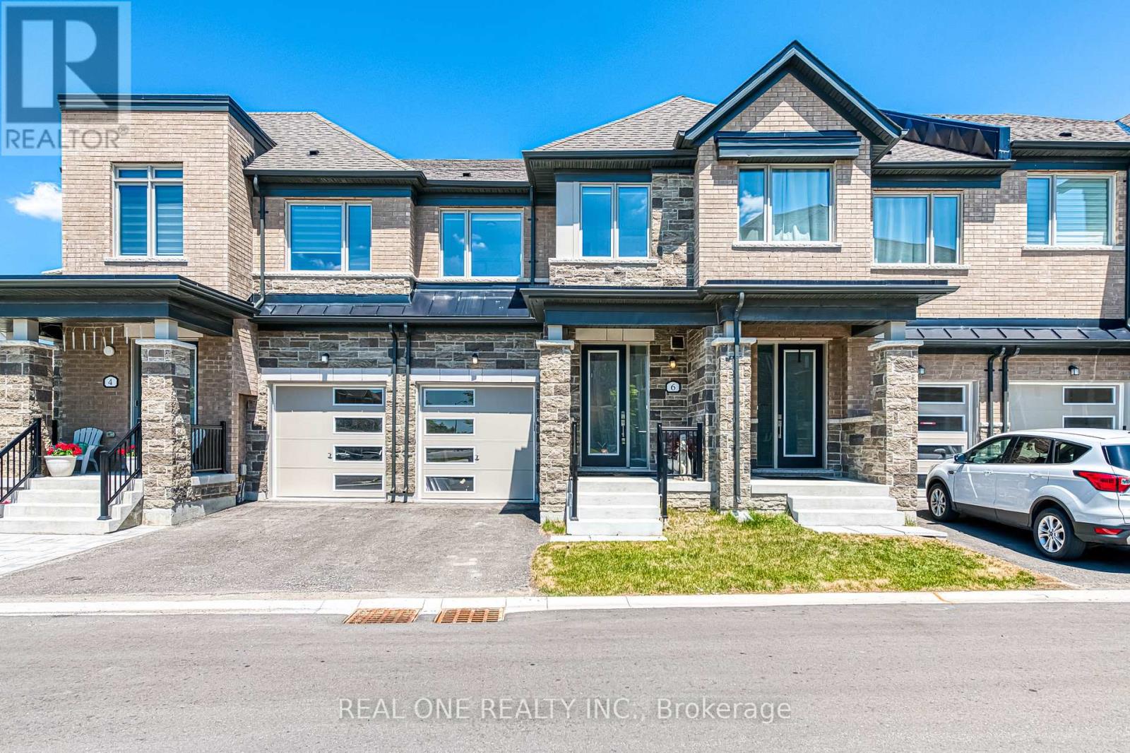 6 BROFARM LANE, Whitchurch-Stouffville, Ontario